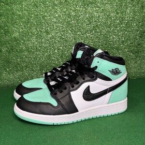 Nike Air Jordan 1 Retro High OG Black Green Glow FD1437-130 Boys Kids Size 5.5Y